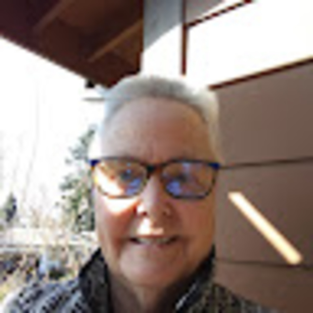 Meet your Posher, Carol
